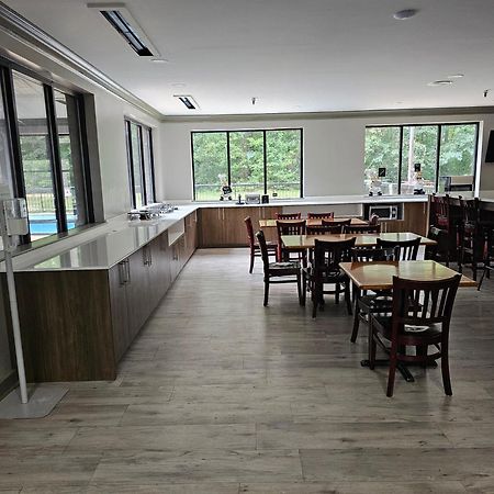 Wyndham Garden Williamsburg Busch Gardens Area Hotel Екстериор снимка