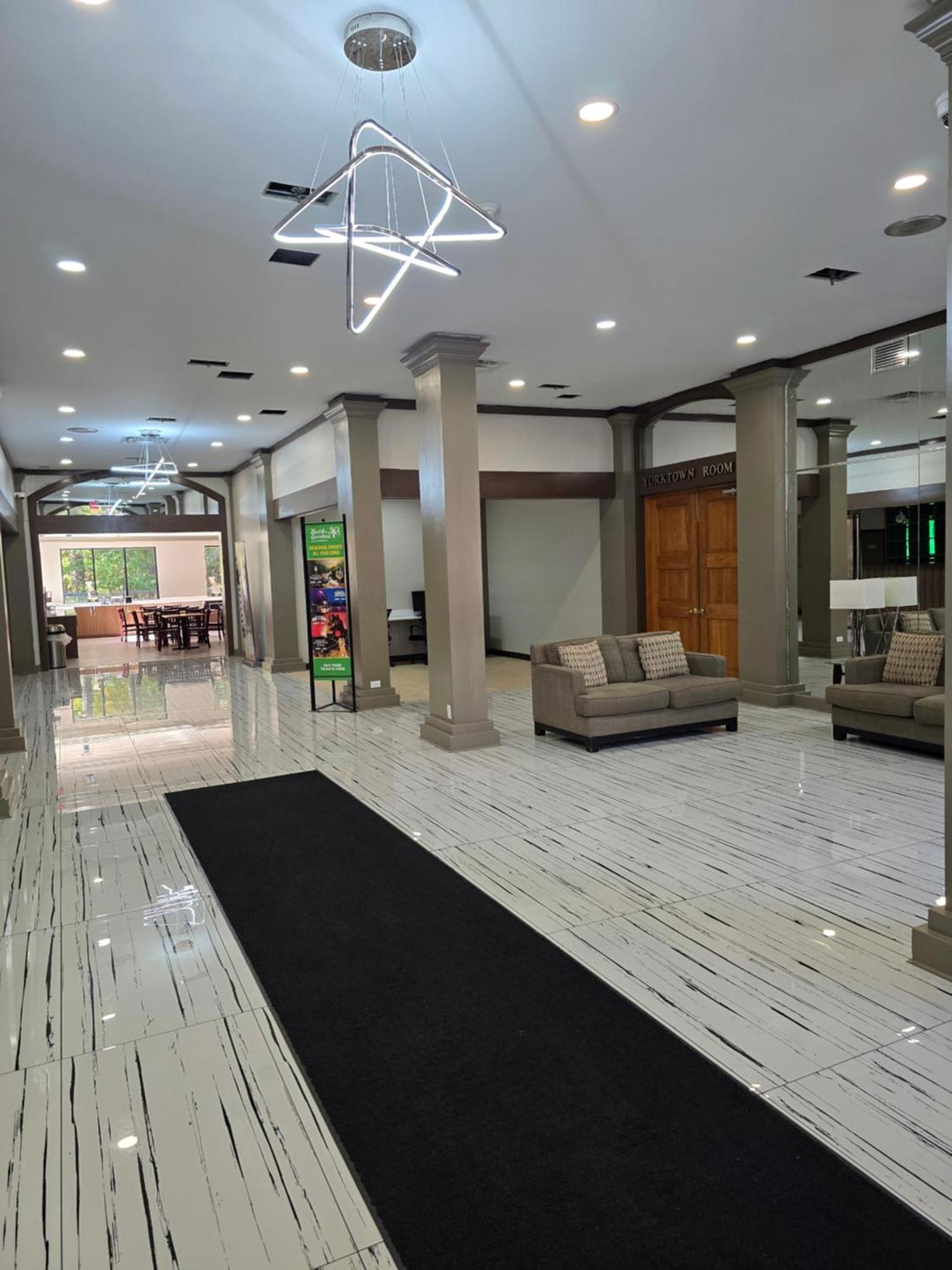 Wyndham Garden Williamsburg Busch Gardens Area Hotel Екстериор снимка
