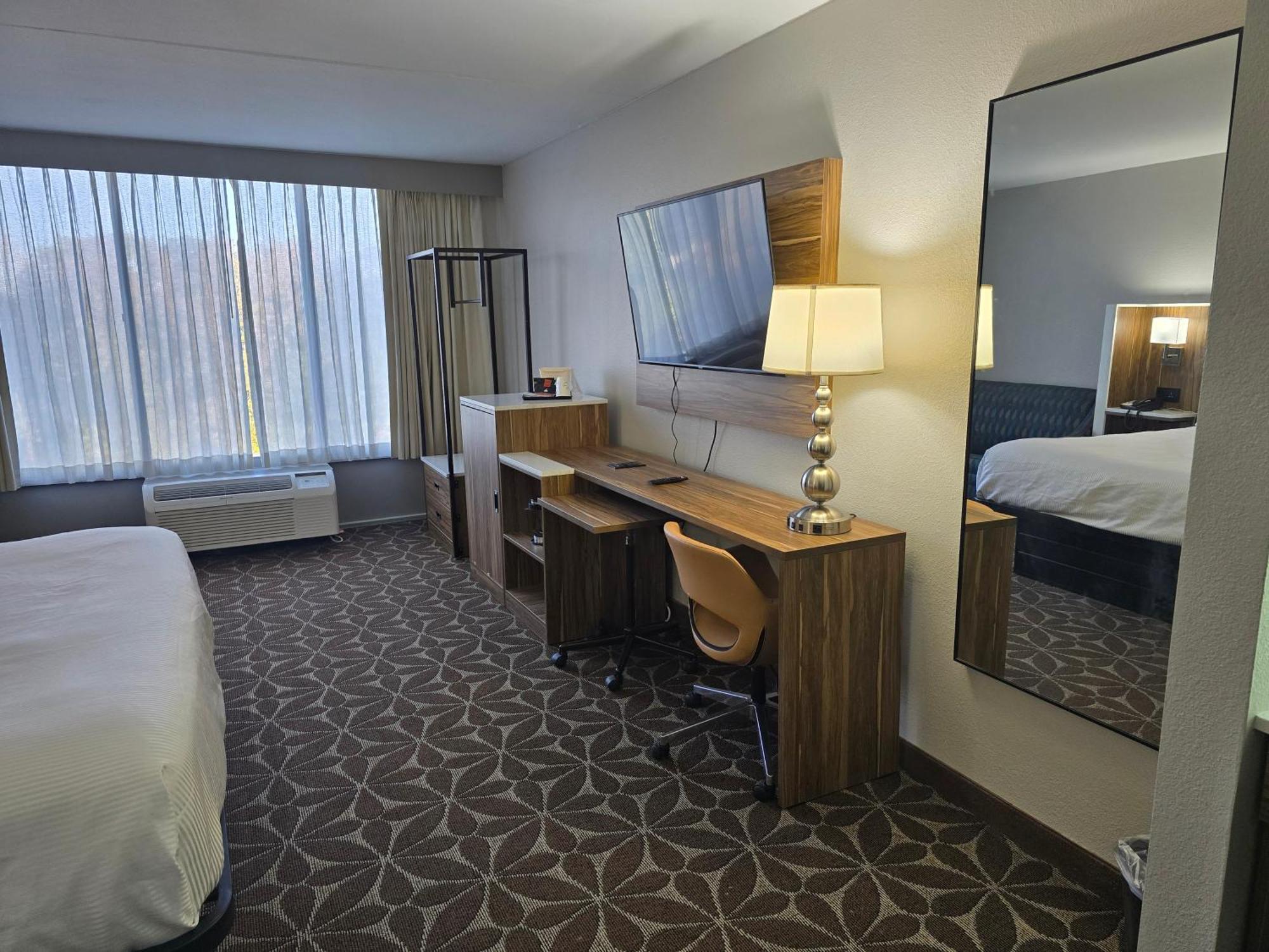 Wyndham Garden Williamsburg Busch Gardens Area Hotel Екстериор снимка