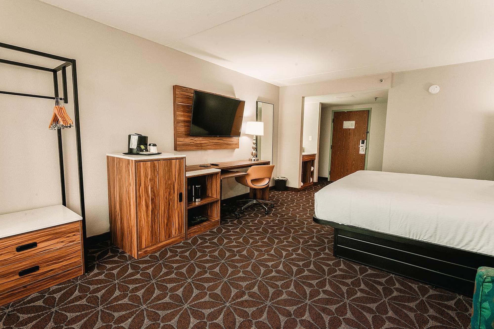 Wyndham Garden Williamsburg Busch Gardens Area Hotel Екстериор снимка