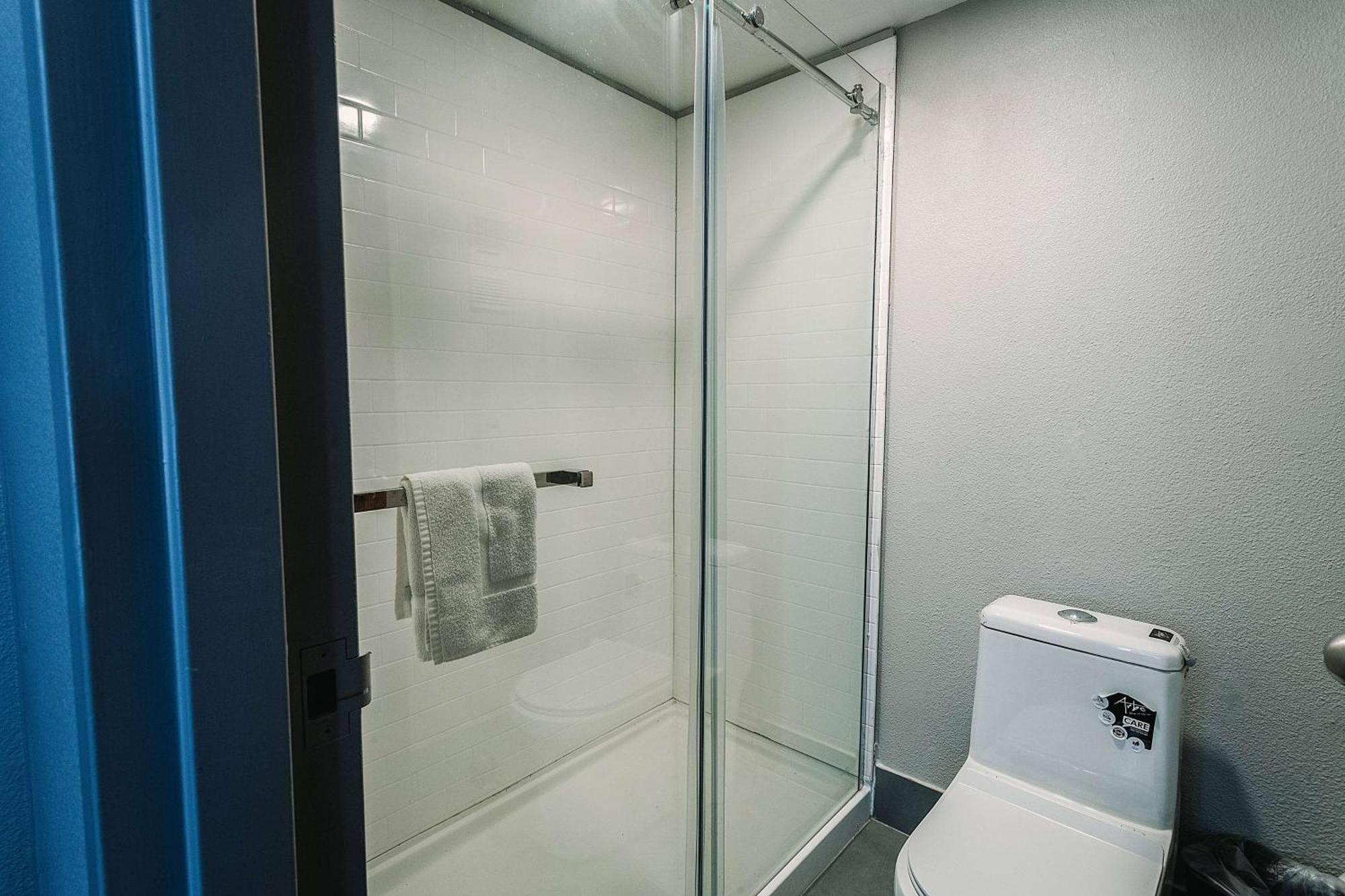 Wyndham Garden Williamsburg Busch Gardens Area Hotel Екстериор снимка