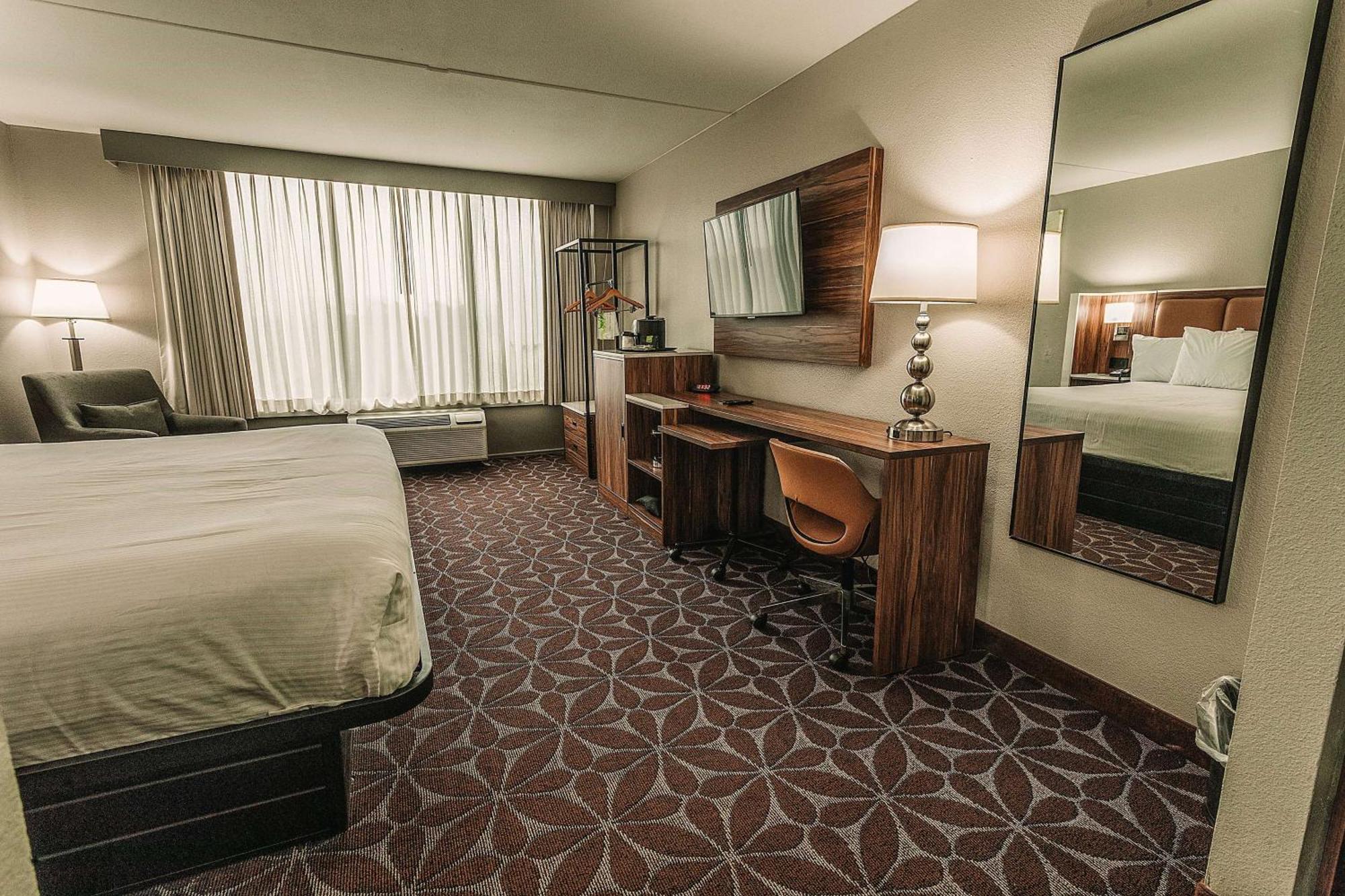 Wyndham Garden Williamsburg Busch Gardens Area Hotel Екстериор снимка