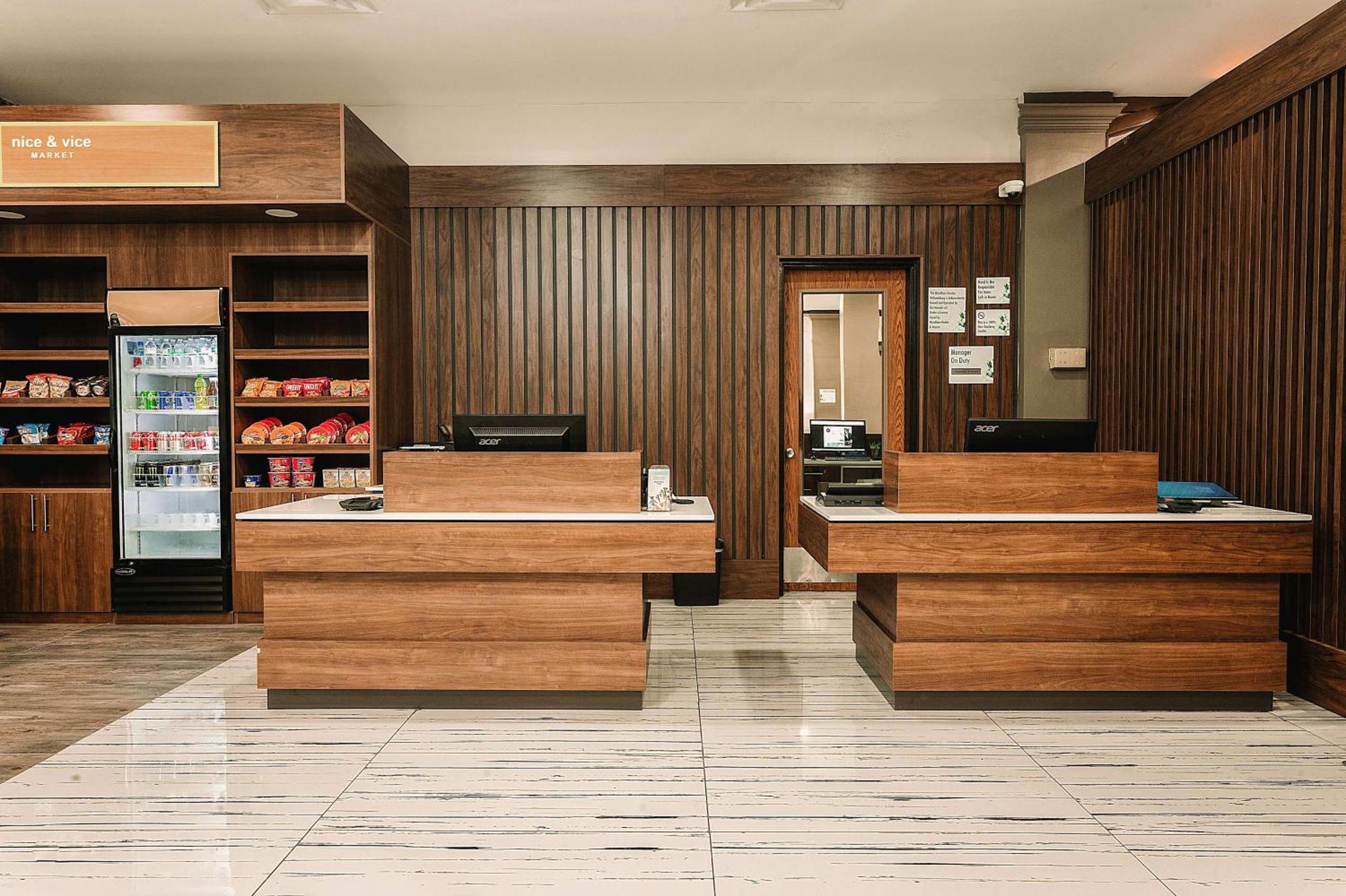 Wyndham Garden Williamsburg Busch Gardens Area Hotel Екстериор снимка
